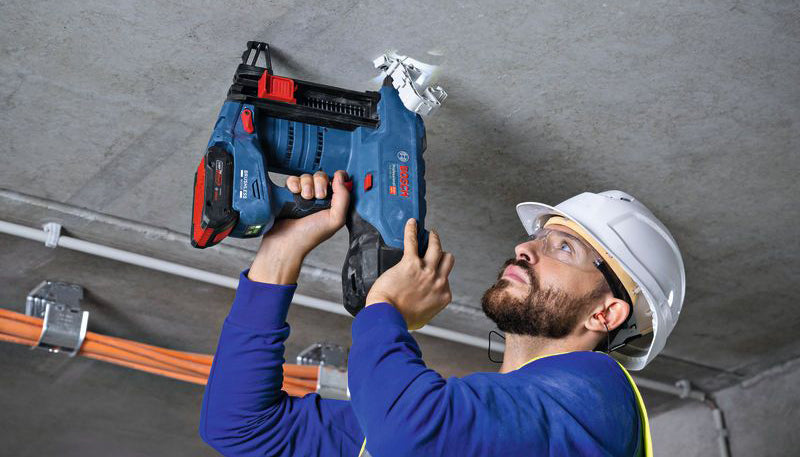 MAQUINARIA - HERRAMIENTAS